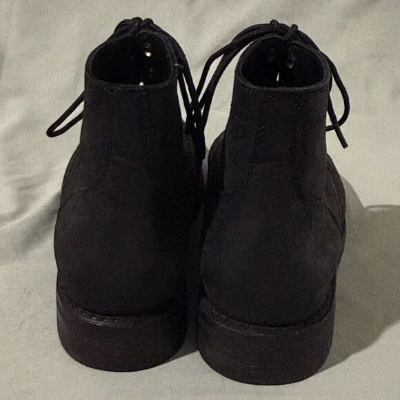 Thursday Boots - Captains 9 wide US - Picture 4 of 9